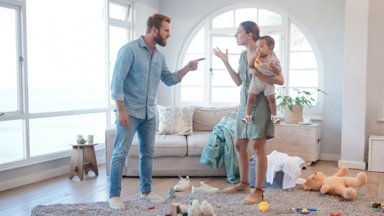 Mentir sobre la paternidad es delito